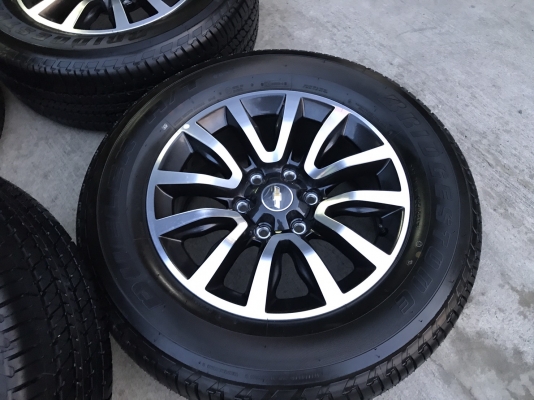 แม็กป้ายแดง Chevrolet ขอบ18 6รู139 พร้อมยางป้ายแดง 265-60-18 ปี17