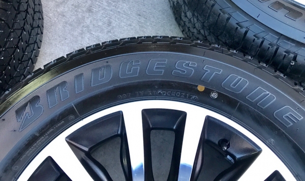 แม็กป้ายแดง Chevrolet ขอบ18 6รู139 พร้อมยางป้ายแดง 265-60-18 ปี17