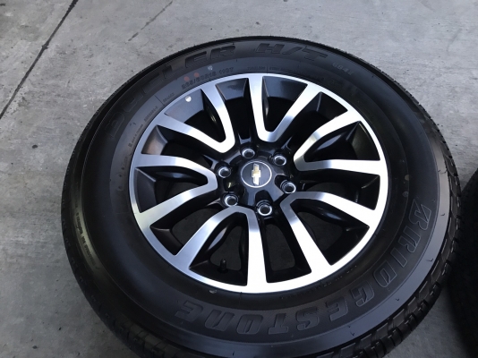 แม็กป้ายแดง Chevrolet ขอบ18 6รู139 พร้อมยางป้ายแดง 265-60-18 ปี17