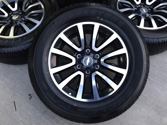 แม็กป้ายแดง Chevrolet ขอบ18 6รู139 พร้อมยางป้ายแดง 265-60-18 ปี17