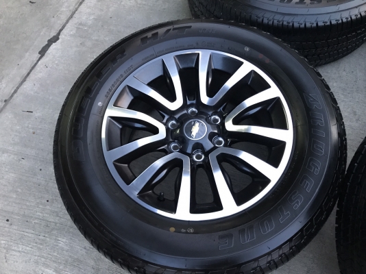 แม็กป้ายแดง Chevrolet ขอบ18 6รู139 พร้อมยางป้ายแดง 265-60-18 ปี17