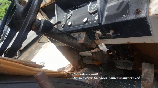 FROM JAPAN*รถตักล้อยาง LOADER KOMATSU WA30-2 ขับเคลื่อน 2เพลา,เลี้ยวเอว ,เครื่องยนต์KOMATSU -3D84 ,ราคาเพียง 260,000 บาท สนใจติดต่อ 0819337688