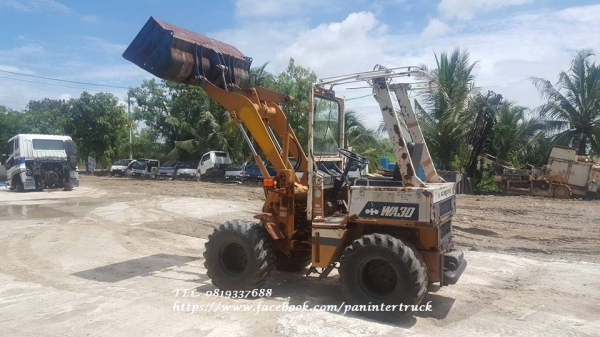 FROM JAPAN*รถตักล้อยาง LOADER KOMATSU WA30-2 ขับเคลื่อน 2เพลา,เลี้ยวเอว ,เครื่องยนต์KOMATSU -3D84 ,ราคาเพียง 260,000 บาท สนใจติดต่อ 0819337688