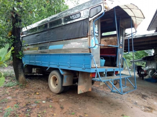 ขาย 155,000 บาท ISUZU TLD56 รถนักเรียน เครื่อง 4BC2-100 แรง หัวบาง ยางดี คัสชีสวย เอกสารเล่มทะเบียน  รถอยู่ จ.ร้อยเอ็ด โทร&amp;ไอดีไลน์ 0610710295