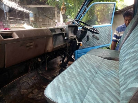 ขาย 155,000 บาท ISUZU TLD56 รถนักเรียน เครื่อง 4BC2-100 แรง หัวบาง ยางดี คัสชีสวย เอกสารเล่มทะเบียน  รถอยู่ จ.ร้อยเอ็ด โทร&amp;ไอดีไลน์ 0610710295