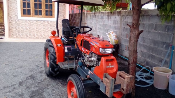 krt140 ไม่มีดันหน้า  มีผาลหลัง ล้อเหล็ก  เล่มทะเบียนพร้อม