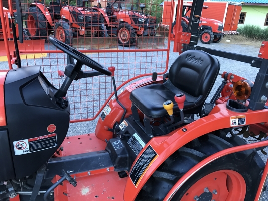 ขายคูโบต้าB2140 โครงกันอ้อย+โรตารี่80 เล่มพร้อม สวยๆเดิมๆ ใช้งานน้อย 103 ชั่วโมง โทร 0872016577