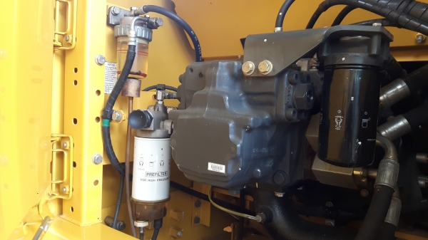 รถสวยพร้อมใช้งาน  KOMATSU  PC200-8MO