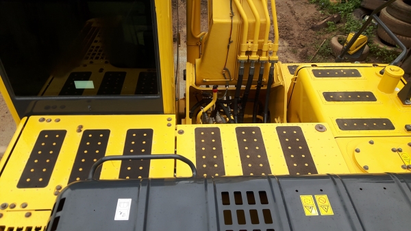 รถสวยพร้อมใช้งาน  KOMATSU  PC200-8MO