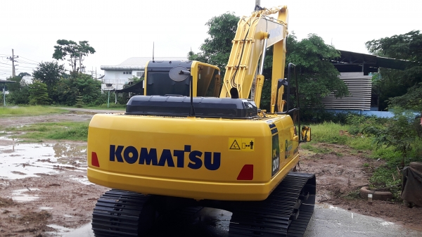 รถสวยพร้อมใช้งาน  KOMATSU  PC200-8MO