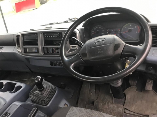 ขายหัวเก๋ง HINO Mega นำเข้าจากญึ่ปุ่น100\% ราคาถูกๆ สภาพสวยๆมาก สนใจติดต่อ 094-995-6265