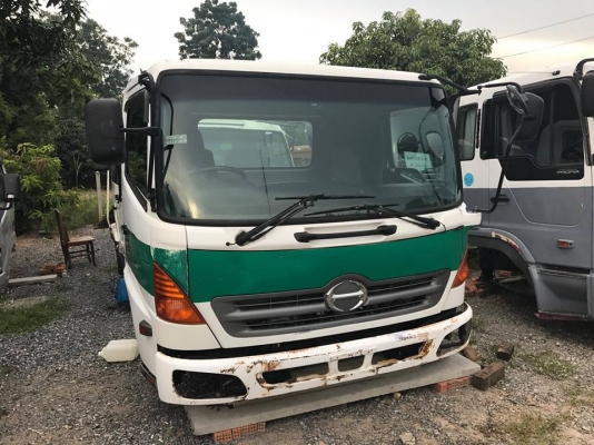 ขายหัวเก๋ง HINO Mega นำเข้าจากญึ่ปุ่น100\% ราคาถูกๆ สภาพสวยๆมาก สนใจติดต่อ 094-995-6265