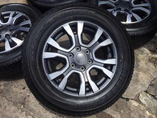 แม็กป้ายแดง New ford ranger wildtrak ขอบ18 พร้อมยางป้ายแดง Bridgestone 265-60-18 ปี17