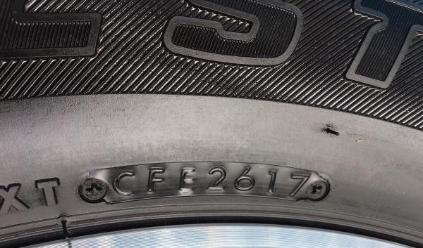 แม็กป้ายแดง New ford ranger wildtrak ขอบ18 พร้อมยางป้ายแดง Bridgestone 265-60-18 ปี17