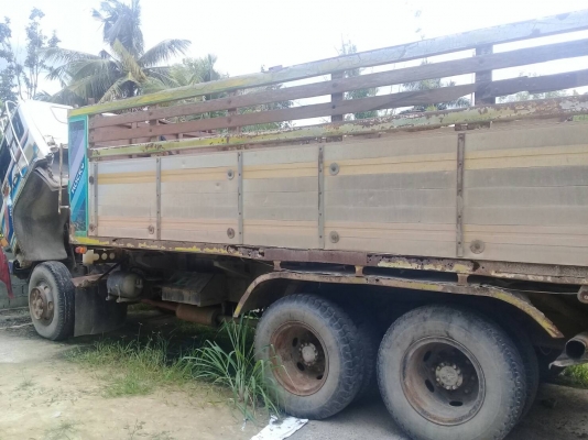 470000 บาท อิสุสุร็อกเล็ก2เพลา 175แรง ทะเบียนพร้อมโอน