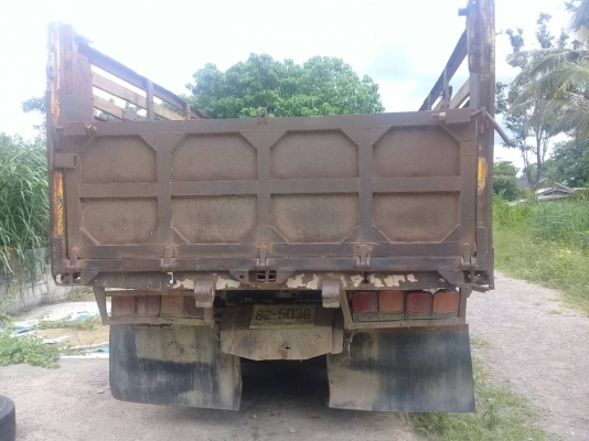 470000 บาท อิสุสุร็อกเล็ก2เพลา 175แรง ทะเบียนพร้อมโอน