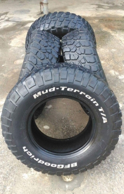 ขายยาง BF KM2 265/75/16(32&quot;)