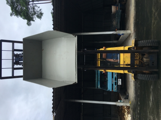 ขายโฟล์คลิฟท์ ดีเซล2ตัน เสา4เมตร งาเท พร้อมปุ้งกี๋ ขายโฟล์คลิฟท์ ดีเซล2ตัน เสา4เมตร งาเท พร้อมปุ้งกี๋