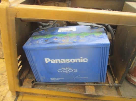 ขายรถตักล้อยาง   KOMATSU รุ่น  WA30-1 ปี1983 เครื่องยนต์ 2D942 เก่านอก มีเอกสาร พร้อมขาย  ใช้งานได้จริงค่ะ ขายราคา265,000 บาท