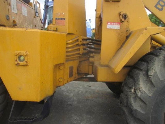ขายรถตักล้อยาง   KOMATSU รุ่น  WA30-1 ปี1983 เครื่องยนต์ 2D942 เก่านอก มีเอกสาร พร้อมขาย  ใช้งานได้จริงค่ะ ขายราคา265,000 บาท