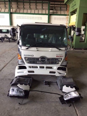 หัวรถHinoFc9jโดมิเนเตอร์