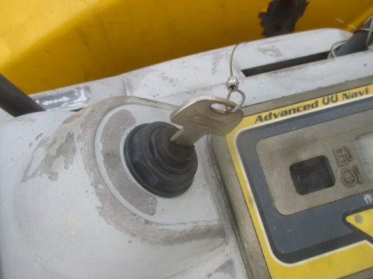 ขายรถขุด KUBOTA U30-3 สภาพพร้อมลุยงาน ชั่วโมงการทำงาน 3xxx ชั่วโมง ระบบไว เครื่องสวย เก่านอกญี่ปุ่นแท้ ไม่เคยใช่งานในไทย มีเอกสารใบอินวอย ติดต่อเจ้าของโดยตรง: 096-5411713 หรือ 092-5768909 (เสี่ยบาส) ขายรถขุด KUBOTA U30-3 สภาพพร้อมลุยงาน ชั่วโมงการทำงาน 3xxx ชั่วโมง ระบบไว เครื่องสวย เก่านอกญี่ปุ่นแท้ ไม่เคยใช่งานในไทย มีเอกสารใบอินวอย ติดต่อเจ้าของโดยตรง: 096-5411713 หรือ 092-5768909 (เสี่ยบาส)