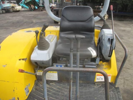 ขายรถขุด KUBOTA U30-3 สภาพพร้อมลุยงาน ชั่วโมงการทำงาน 3xxx ชั่วโมง ระบบไว เครื่องสวย เก่านอกญี่ปุ่นแท้ ไม่เคยใช่งานในไทย มีเอกสารใบอินวอย ติดต่อเจ้าของโดยตรง: 096-5411713 หรือ 092-5768909 (เสี่ยบาส)