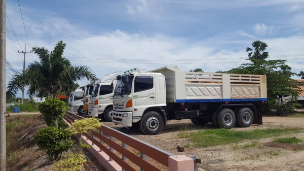 ดำสุโขทัย รับซื้ออขาย-แลกเปลี่ยนรถบรรทุกทุกชนิด ,รับจัดไฟแนนซ์ รถคุณภาพดี ใส่ใจลูกค้า สนใจติดต่อได้ที่ ดำสุโขทัย โทร 089-7087998,081-7855503 หรือเยี่ยมชมเว็ปไซได้ที่ www.dum-Sukhothai.com หรือติดตามเพจ ดำสุโขทัย เรายินดีให้บริการค่ะ