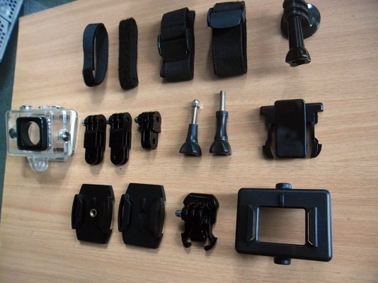 Case Action Camera Waterproof พร้อมอุปกรณ์ เสริม