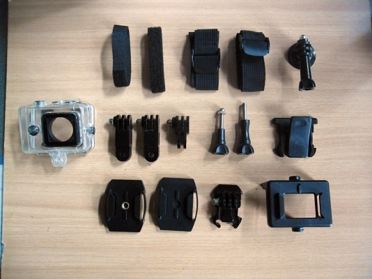 Case Action Camera Waterproof พร้อมอุปกรณ์ เสริม