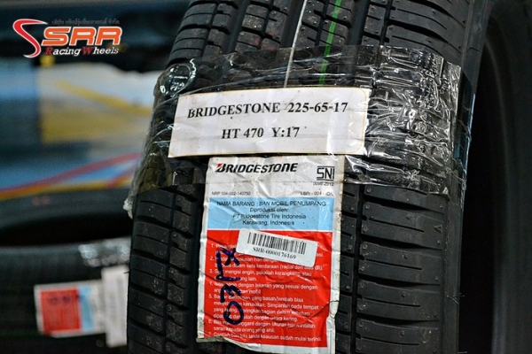 BRIDGESTONE DUELER HT D470 225/65R17 เส้นละ 5,500 บาท BRIDGESTONE DUELER HT D470 225/65R17 เส้นละ 5,500 บาท
