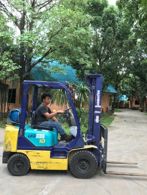 ขายFORKLIFT KOMATSU FG18-16(เสา5เมตร)(ฟรูฟรี้)(งาสไลด์)(1.8ตัน) สวยเดิมจากญี่ปุ่น ยังไม่เคยใช้ในไทย 185,000เท่านั้น!!
