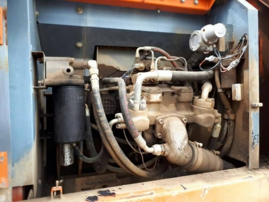 ขาย 950,000  HITACHI zx 200-1 ทำงาน 1x,xxx เครื่องดี ปั้มแรง โช่หนา เอวแน่น ไฟฟ้าครบ เอกสารเล่มทะเบียน รถอยู่ จ.ปทุมธานี  090-772-3710 090-772-3708