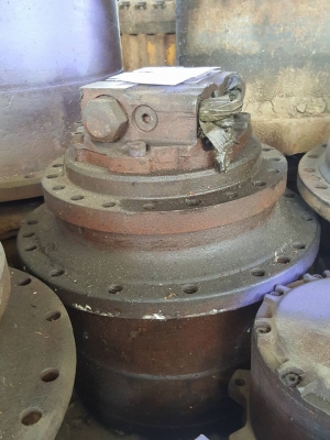 มอเตอร์ตัวเดินไฮดราส PC 120-2 ราคา 80000 เก่านอกญี่ปุ่น ครบลูก