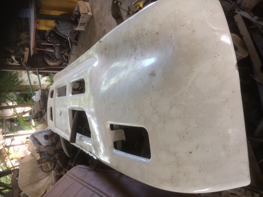 ขายหัวรถสิบล้อ HINO เพอร์เฟียทำสีใหม่แล้ว สวยๆอุปกรณ์ครบ ราคา 700000 บาท ขายหัวรถสิบล้อ HINO เพอร์เฟียทำสีใหม่แล้ว สวยๆอุปกรณ์ครบ ราคา 700000 บาท