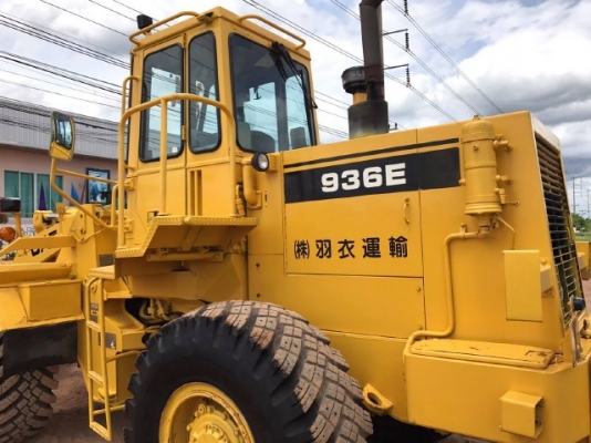 ขายรถตักล้อยาง CAT 936 รถนอกนำเข้าเองจากญี่ปุ่น สภาพสวยพร้อมใช้งาน มีVDOการทำงานครับ ขายรถตักล้อยาง CAT 936 รถนอกนำเข้าเองจากญี่ปุ่น สภาพสวยพร้อมใช้งาน มีVDOการทำงานครับ