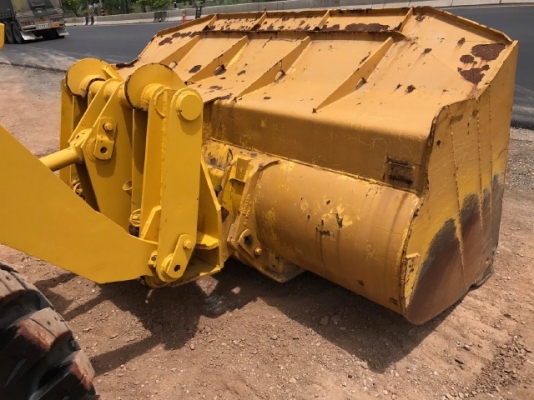 ขายรถตักล้อยาง CAT 936 รถนอกนำเข้าเองจากญี่ปุ่น สภาพสวยพร้อมใช้งาน มีVDOการทำงานครับ ขายรถตักล้อยาง CAT 936 รถนอกนำเข้าเองจากญี่ปุ่น สภาพสวยพร้อมใช้งาน มีVDOการทำงานครับ