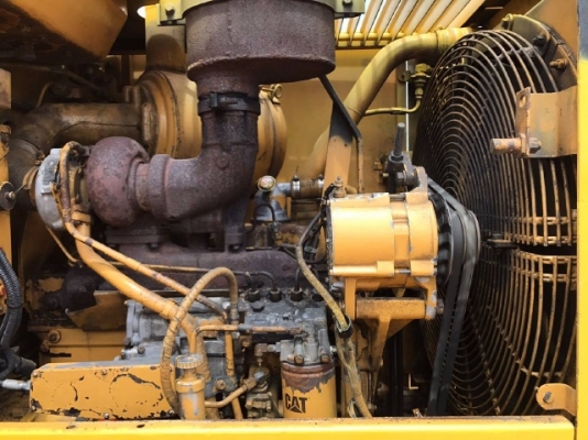 ขายรถตักล้อยาง CAT 936 รถนอกนำเข้าเองจากญี่ปุ่น สภาพสวยพร้อมใช้งาน มีVDOการทำงานครับ ขายรถตักล้อยาง CAT 936 รถนอกนำเข้าเองจากญี่ปุ่น สภาพสวยพร้อมใช้งาน มีVDOการทำงานครับ