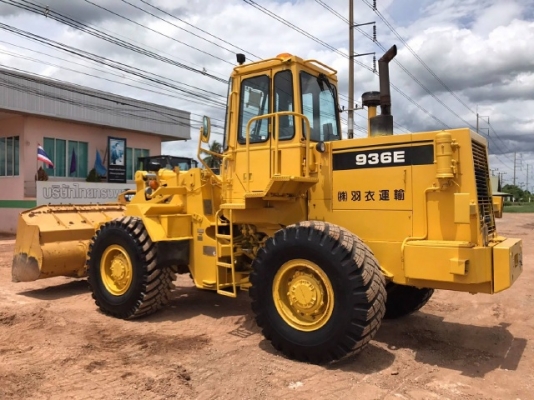 ขายรถตักล้อยาง CAT 936 รถนอกนำเข้าเองจากญี่ปุ่น สภาพสวยพร้อมใช้งาน มีVDOการทำงานครับ ขายรถตักล้อยาง CAT 936 รถนอกนำเข้าเองจากญี่ปุ่น สภาพสวยพร้อมใช้งาน มีVDOการทำงานครับ