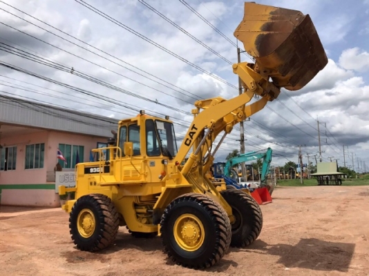 ขายรถตักล้อยาง CAT 936 รถนอกนำเข้าเองจากญี่ปุ่น สภาพสวยพร้อมใช้งาน มีVDOการทำงานครับ ขายรถตักล้อยาง CAT 936 รถนอกนำเข้าเองจากญี่ปุ่น สภาพสวยพร้อมใช้งาน มีVDOการทำงานครับ
