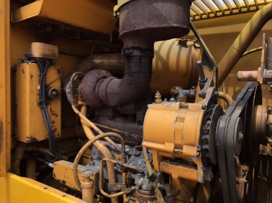 ขายรถตักล้อยาง CAT 936 รถนอกนำเข้าเองจากญี่ปุ่น สภาพสวยพร้อมใช้งาน มีVDOการทำงานครับ ขายรถตักล้อยาง CAT 936 รถนอกนำเข้าเองจากญี่ปุ่น สภาพสวยพร้อมใช้งาน มีVDOการทำงานครับ