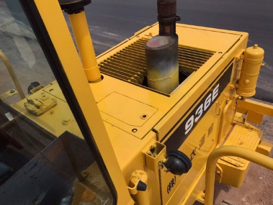 ขายรถตักล้อยาง CAT 936 รถนอกนำเข้าเองจากญี่ปุ่น สภาพสวยพร้อมใช้งาน มีVDOการทำงานครับ ขายรถตักล้อยาง CAT 936 รถนอกนำเข้าเองจากญี่ปุ่น สภาพสวยพร้อมใช้งาน มีVDOการทำงานครับ