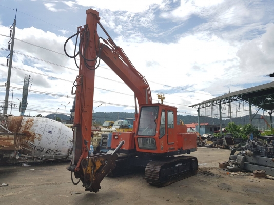 รถแบคโฮ Hitachi UH04-5 พร้อมหัวเจาะกระแทก รถแบคโฮ Hitachi UH04-5 พร้อมหัวเจาะกระแทก