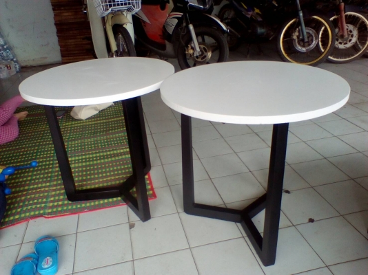 โต๊ะกลมใหม่อยู่ค่ะตัวละ