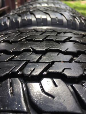 ยาง Dunlop 265 60 18 ปลายปี15 ดอกเต็ม ใช้ยาว ราคไม่แพง