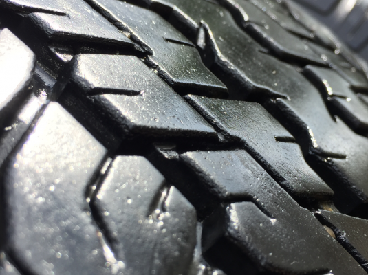 ยาง Dunlop 265 60 18 ปลายปี15 ดอกเต็ม ใช้ยาว ราคไม่แพง