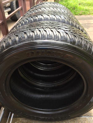 ยาง Dunlop 265 60 18 ปลายปี15 ดอกเต็ม ใช้ยาว ราคไม่แพง