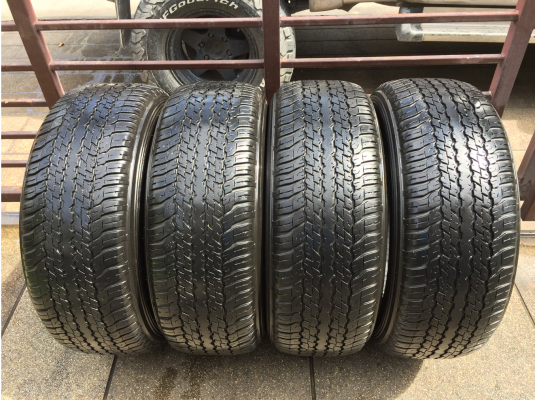 ยาง Dunlop 265 60 18 ปลายปี15 ดอกเต็ม ใช้ยาว ราคไม่แพง