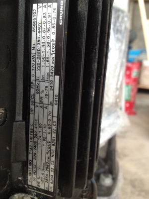 ปั้มน้ำหน้าแปลน มอเตอร์ 0.5 HP GRUNDFOS'X ขายคู่ราคารวม 9,000 บาท