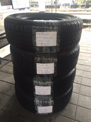 ยาง Bridgestone 255 65 17 ปลายปี16 ดอกเต็ม ไม่มีปะ ใช้ยาว ราคาไม่แพง